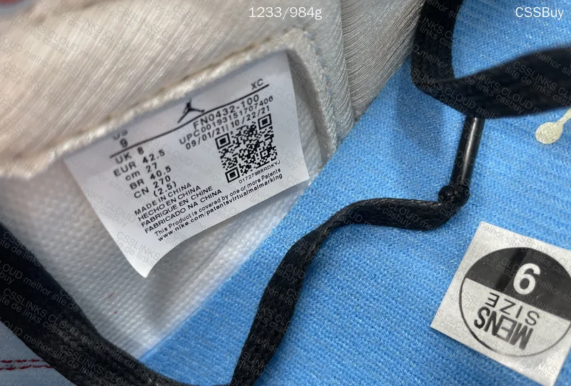 Trophy Room x Air Jordan 1 Low OG 4