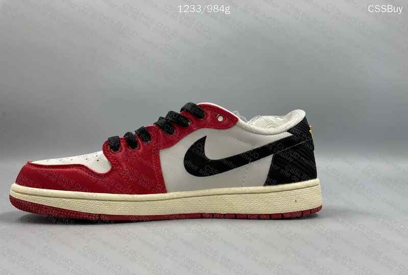 Trophy Room x Air Jordan 1 Low OG 6