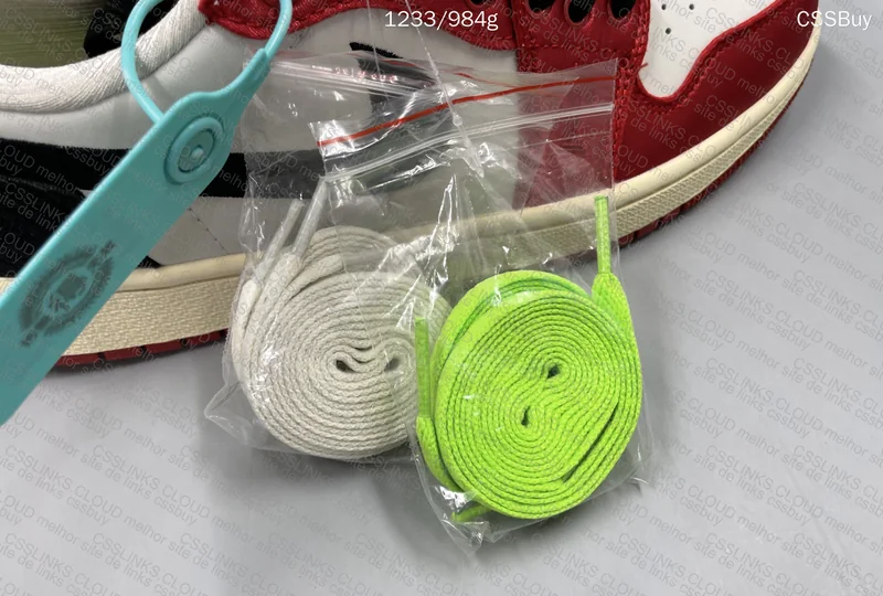 Trophy Room x Air Jordan 1 Low OG 8