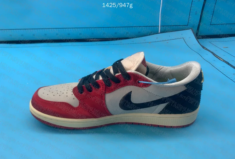 Trophy Room x Air Jordan 1 Low OG 10