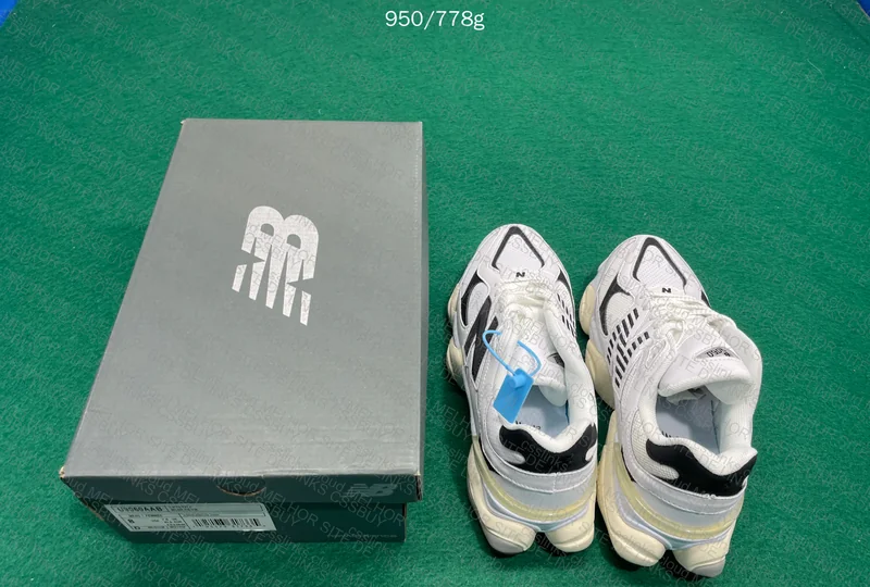 U9060AAB - New Balance 9060 3