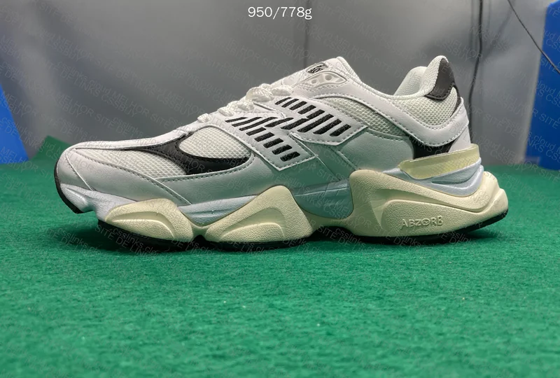 U9060AAB - New Balance 9060 9