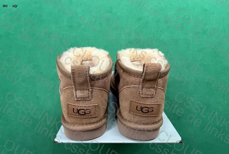 Ugg mini boots 3