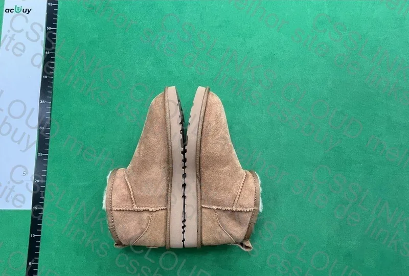 Ugg mini boots 4