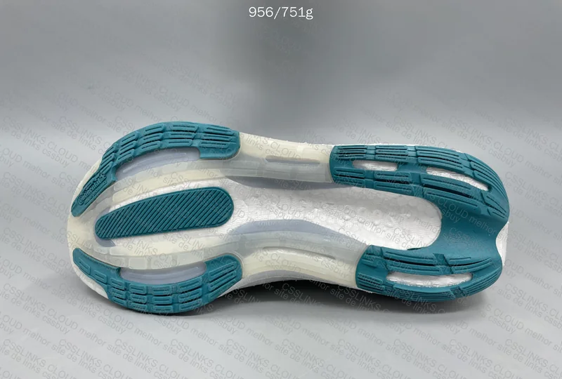 Ultra Boost 2023 4