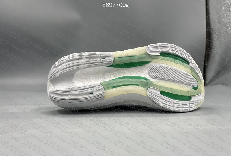 Ultra Boost 2023 LIGHT 6