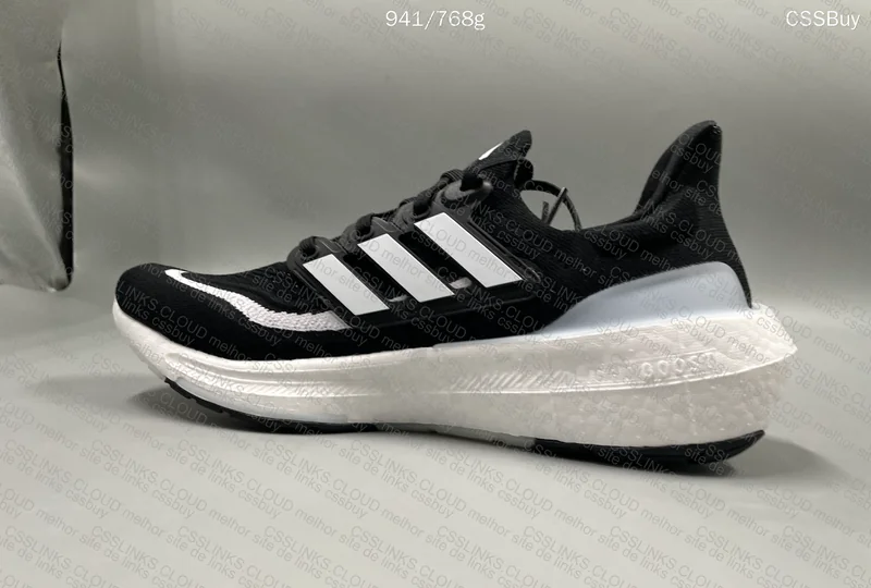 Ultra Boost 2023 LIGHT Black And White