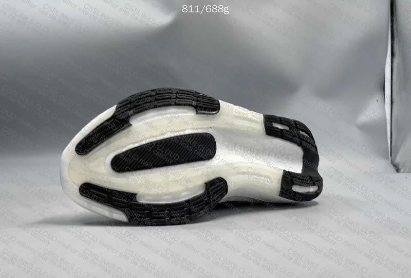 Ultra Boost 2023 LIGHT - HQ6340 10