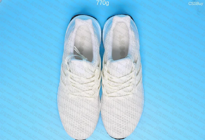 Ultra Boost 4.0 Triple White 2