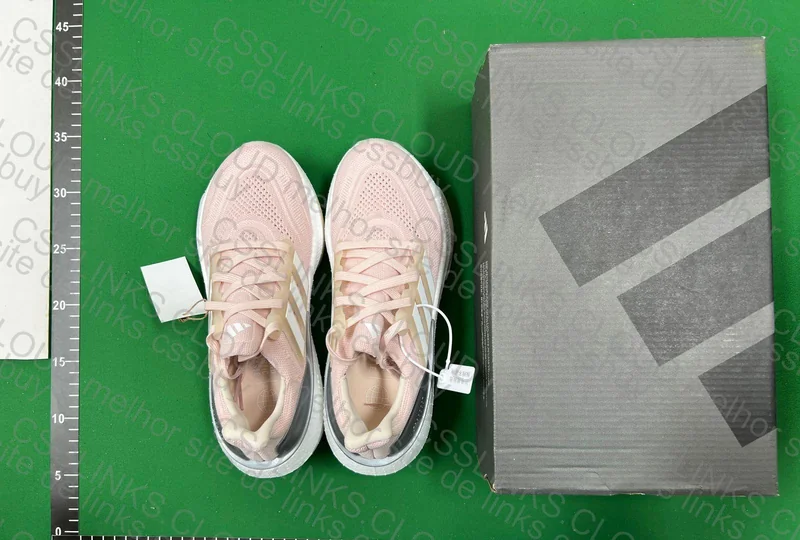 Ultra Boost Pink