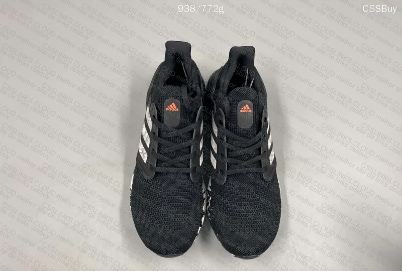 UltraBoost 20 Marble 3