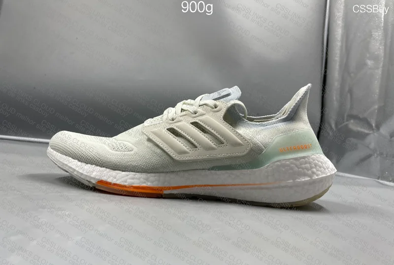 ULTRABOOST 22 5