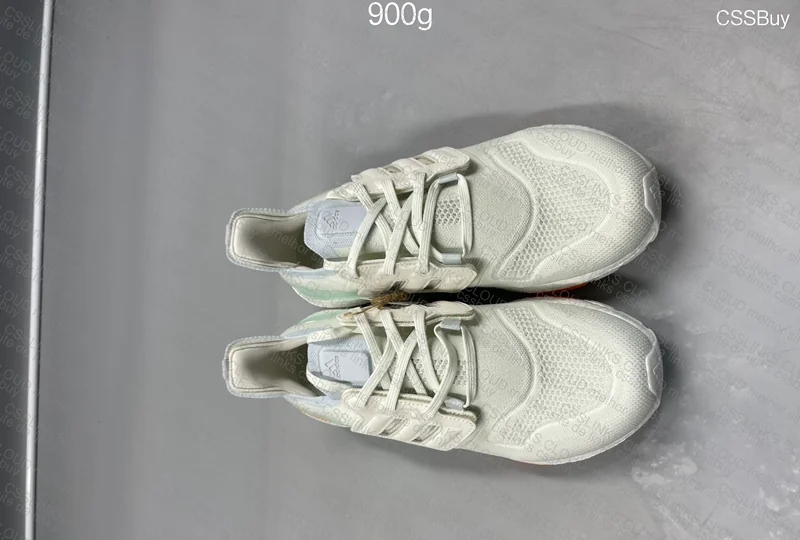 ULTRABOOST 22 7