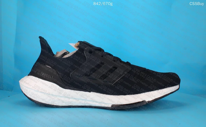 Ultraboost 22 Black 5