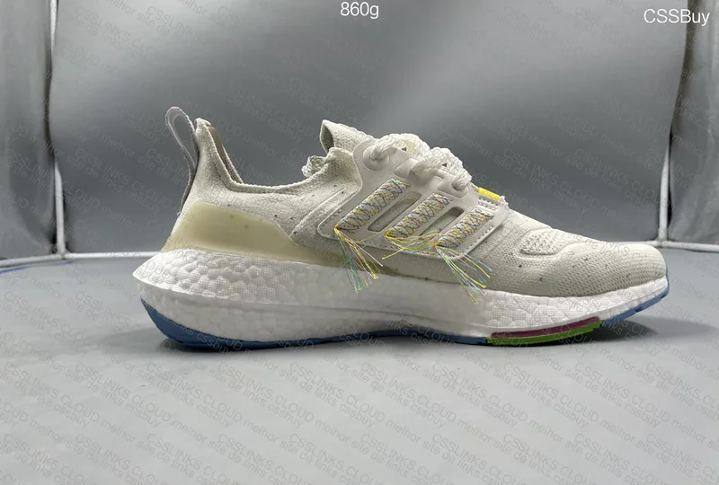 Ultraboost 22 x Ultraboost All Terrain White 6