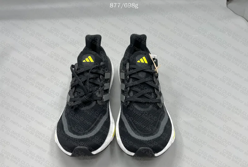 Ultraboost 23 Light 3