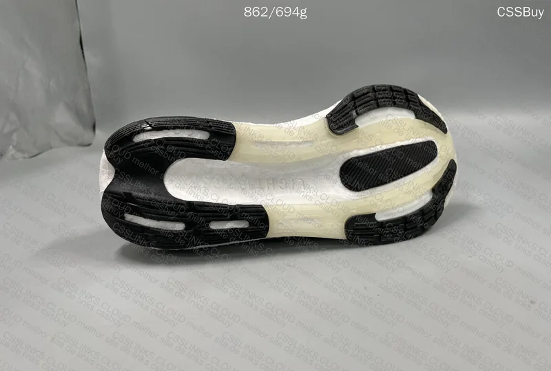 Ultraboost 23 Light Black and White. GL? 4