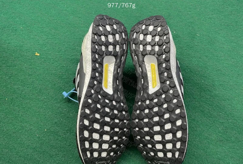 Ultraboost 4 6