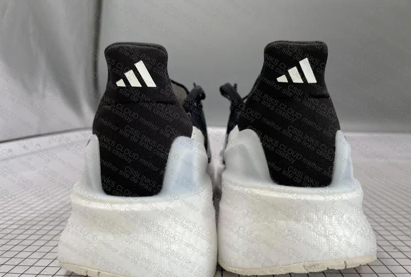 ULTRABOOST 5 3
