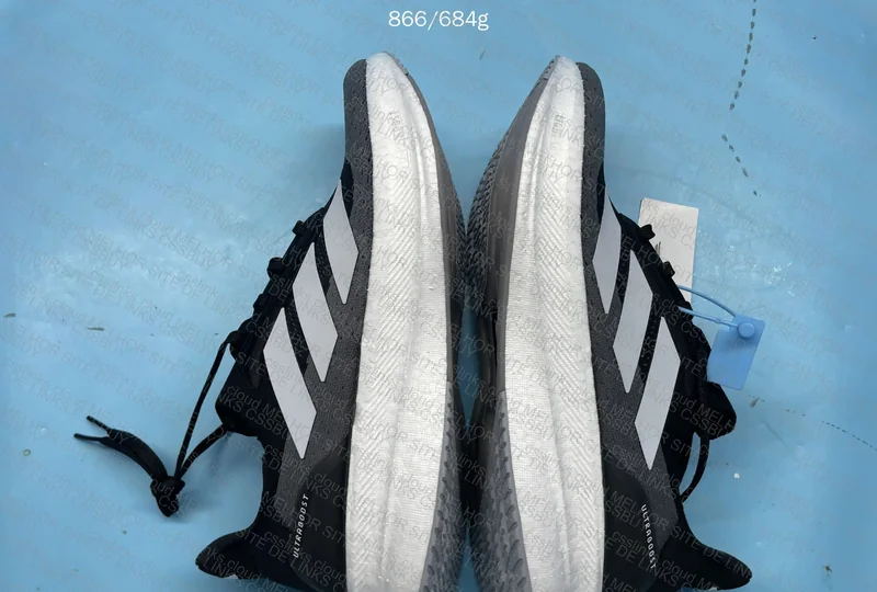 Ultraboost 5 7