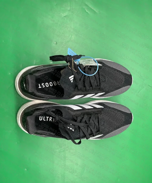 UltraBoost 5X 6