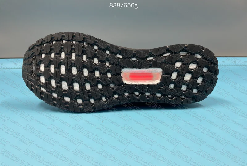 UltraBoost 6.0 (AJUDA) 3