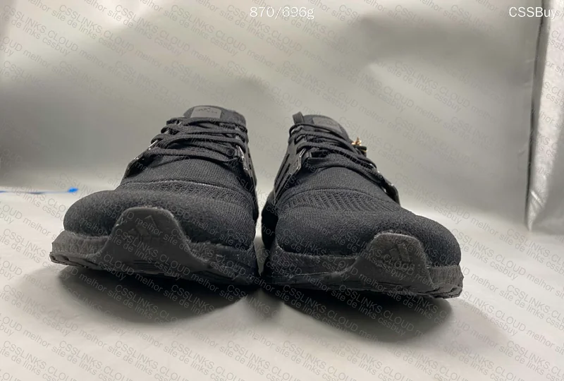 ULTRABOOST 8.0 BLACK GL? 5