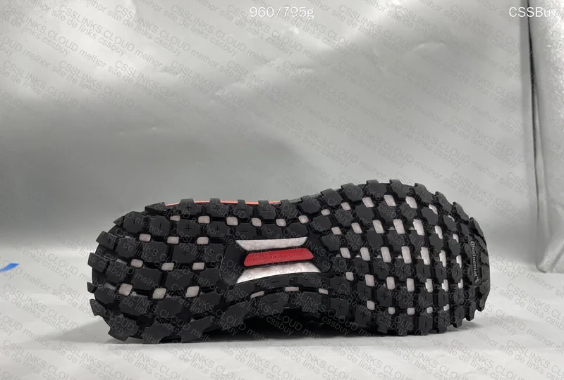 UltraBoost AllTerrain 6
