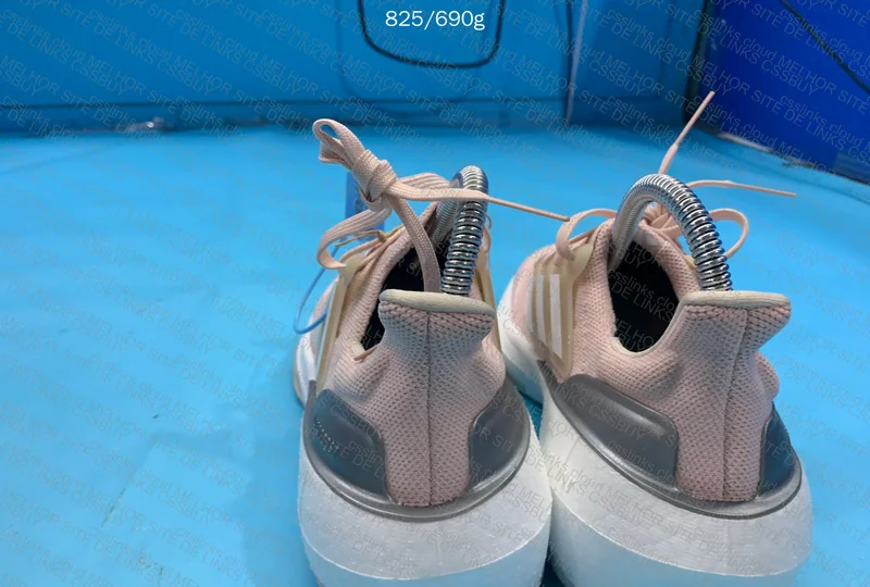 Ultraboost Women's 4