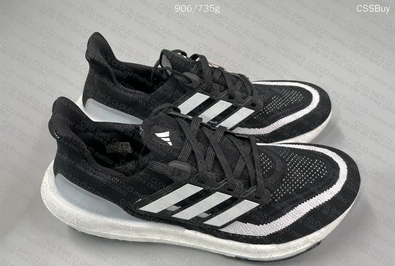 Ultraboost Light
