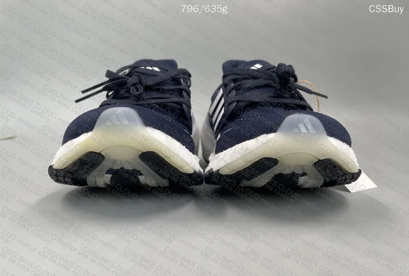 Ultraboost light 2