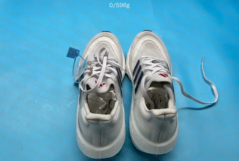 Ultraboost Light 3