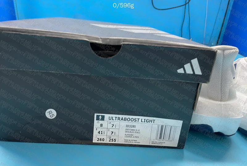 Ultraboost Light 5
