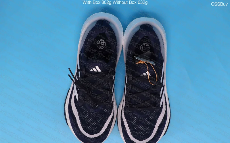 Ultraboost Light 2023