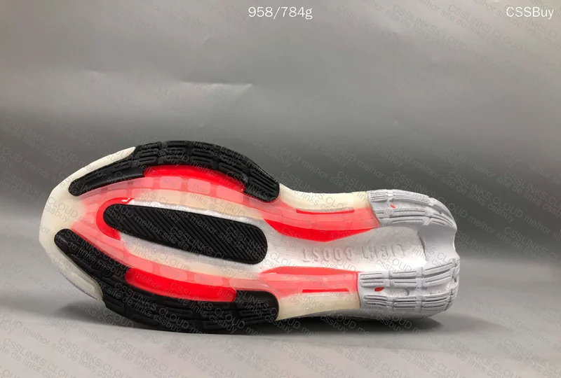 Ultraboost Light 2023 2
