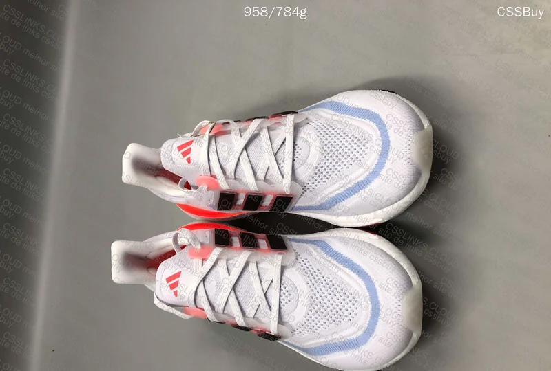 Ultraboost Light 2023 6