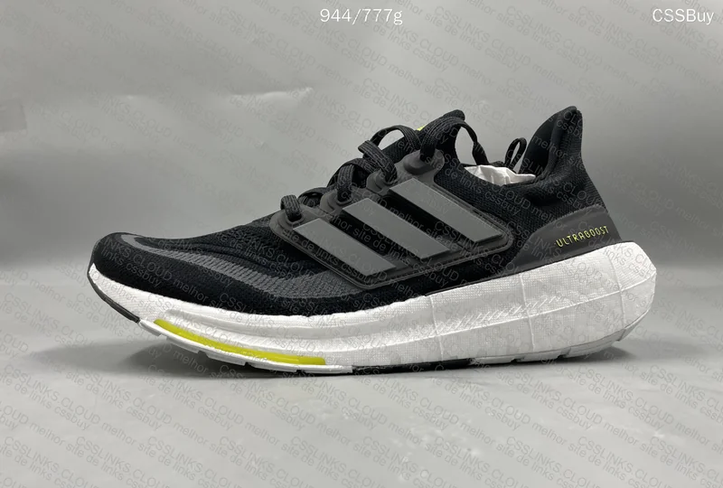 Ultraboost light 2023