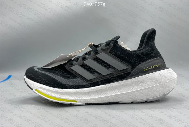 Ultraboost light 2023 3
