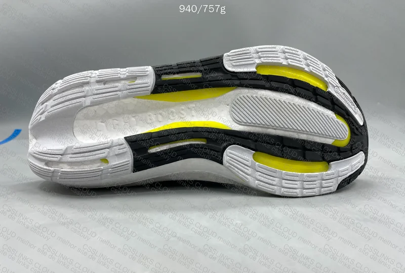 Ultraboost light 2023 4