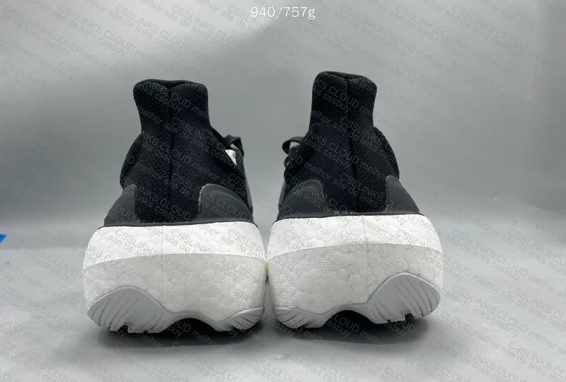 Ultraboost light 2023 5
