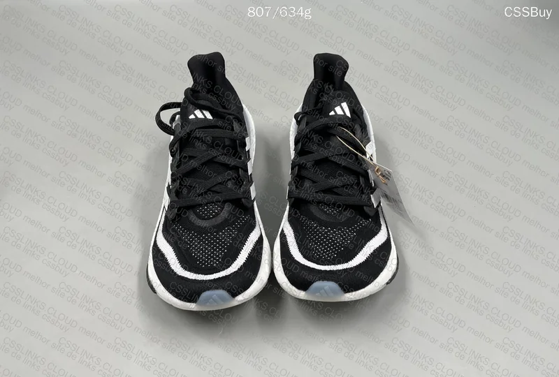 ULTRABOOST LIGHT 2023 STOS (GL?) 3