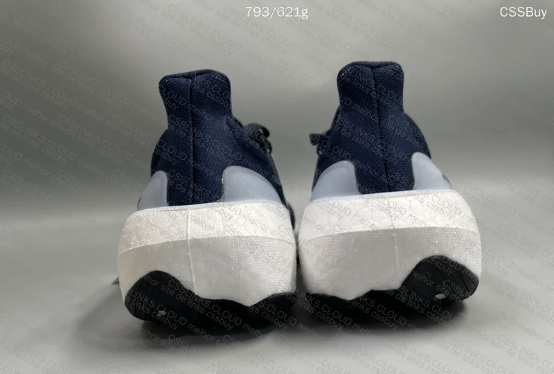 Ultraboost Light 23 7