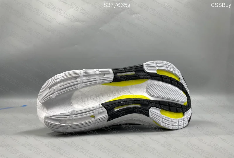 Ultraboost light 23 6