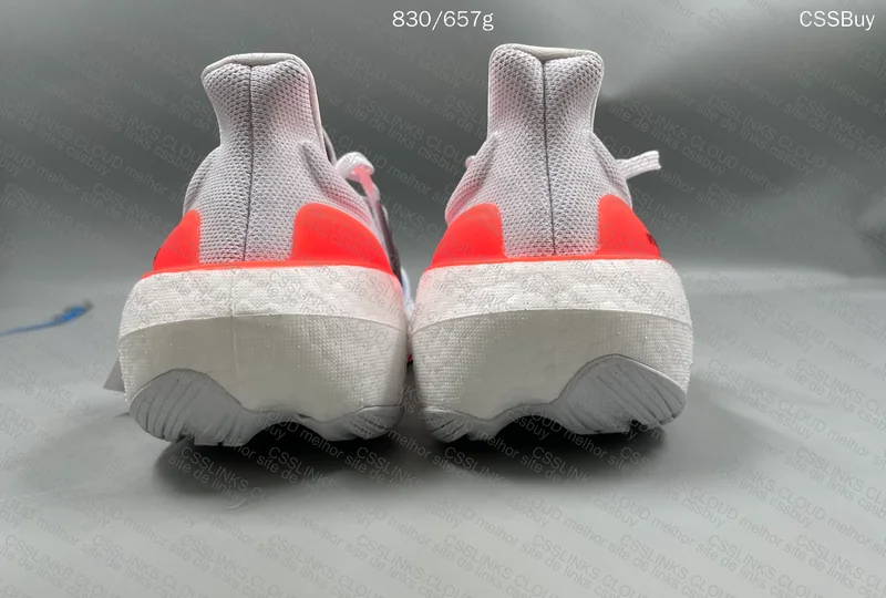 Ultraboost Light 23 6