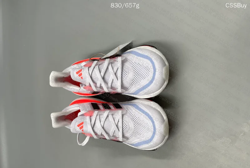 Ultraboost Light 23 7