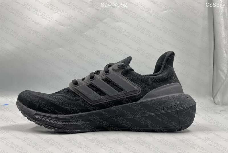 Ultraboost light triple black 3