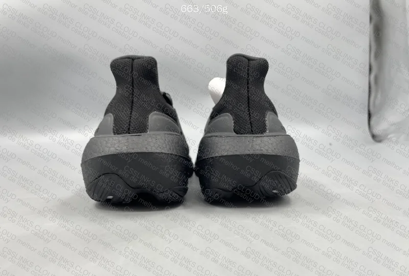 Ultraboost Ligth 2