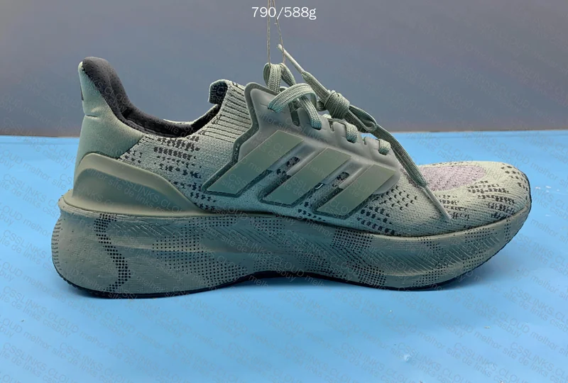 Ultraboost Military 2