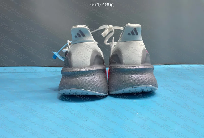 Ultraboost for the Queen 2