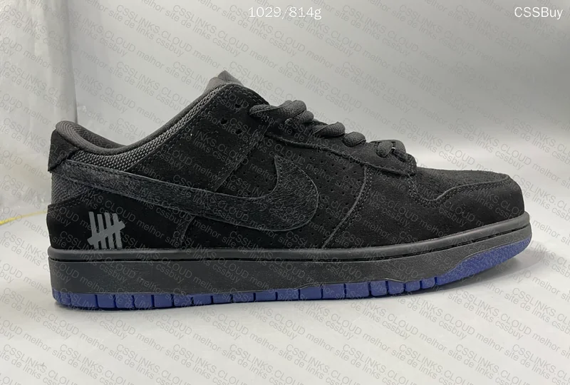 UNDEFEATED X NIKE DUNK LOW "5 ON IT" BLACK 4